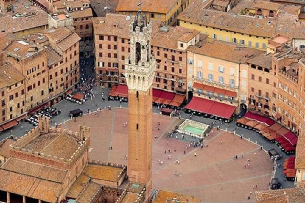 Tower Caratteristico In Pietra Villa Palazzina  Exteriör bild